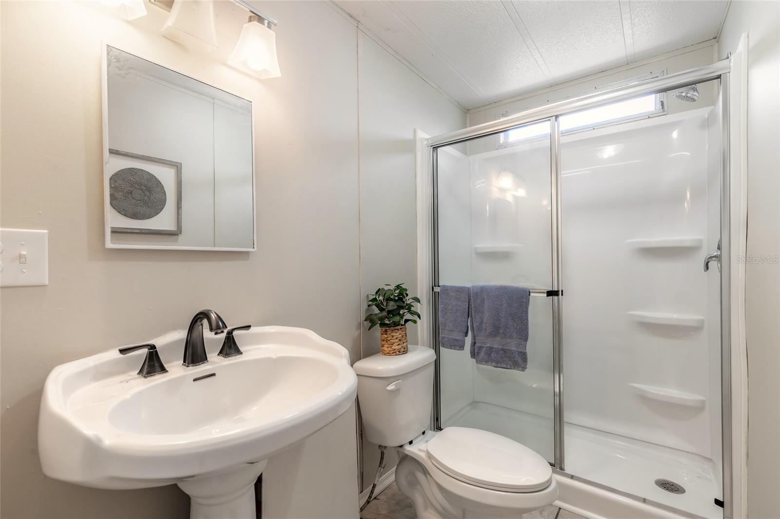 BAREFOOT PARK - Residential