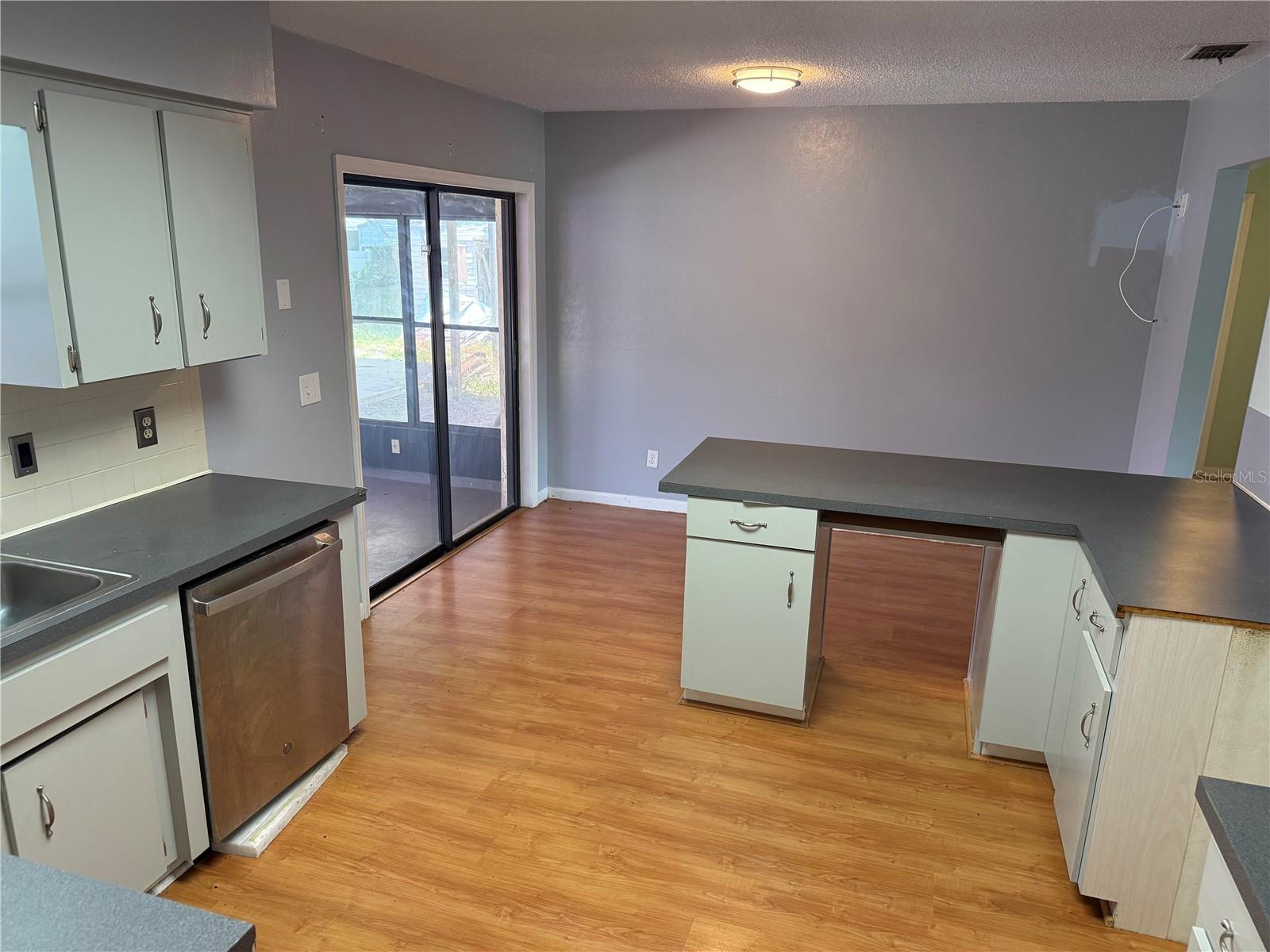 TRACYS POINT 3RD ADD - Residential