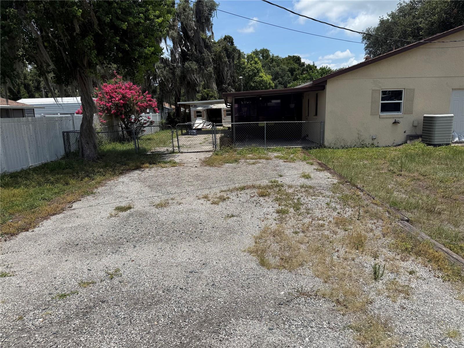 TRACYS POINT 3RD ADD - Residential