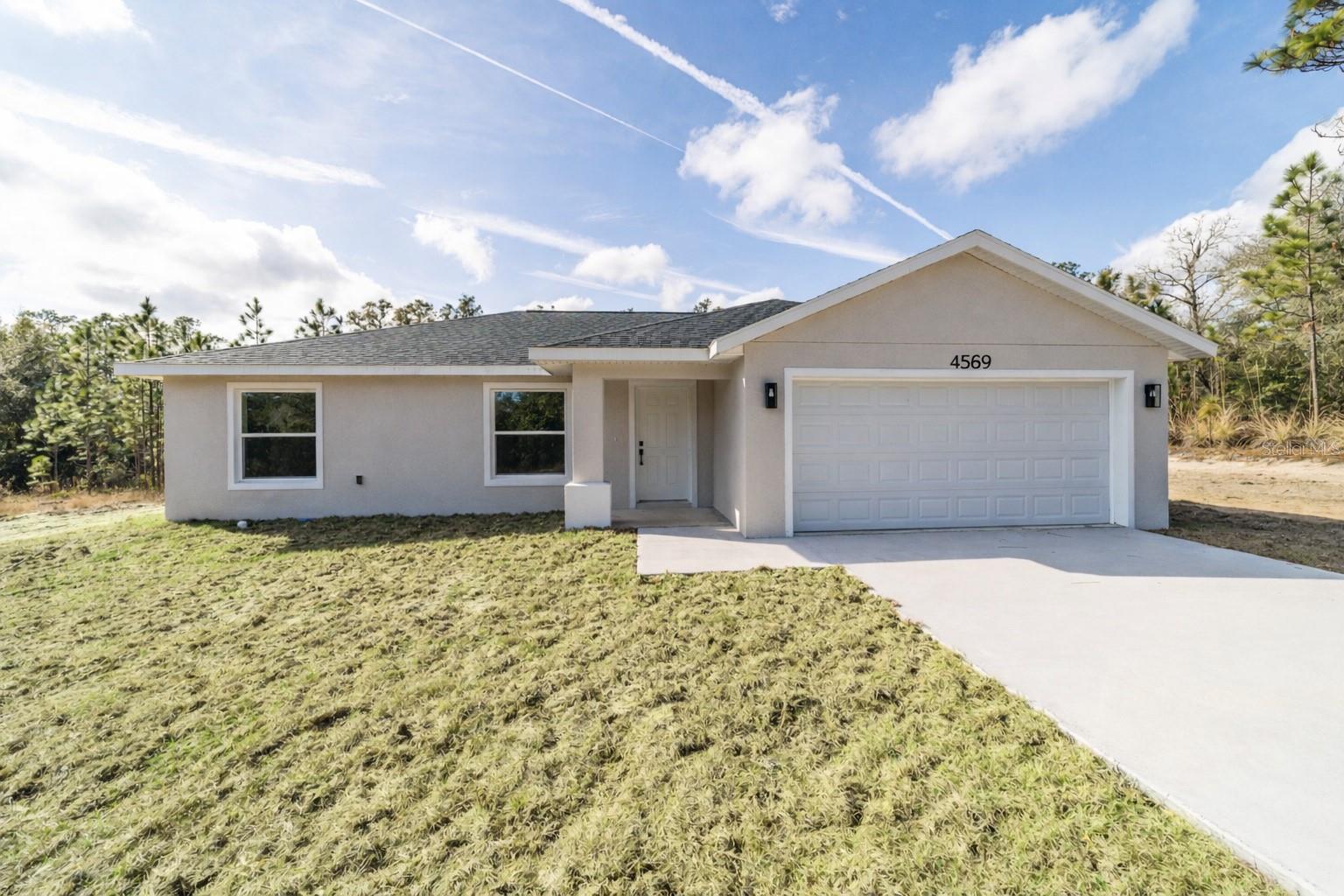 RAINBOW LAKES ESTATE - Residential