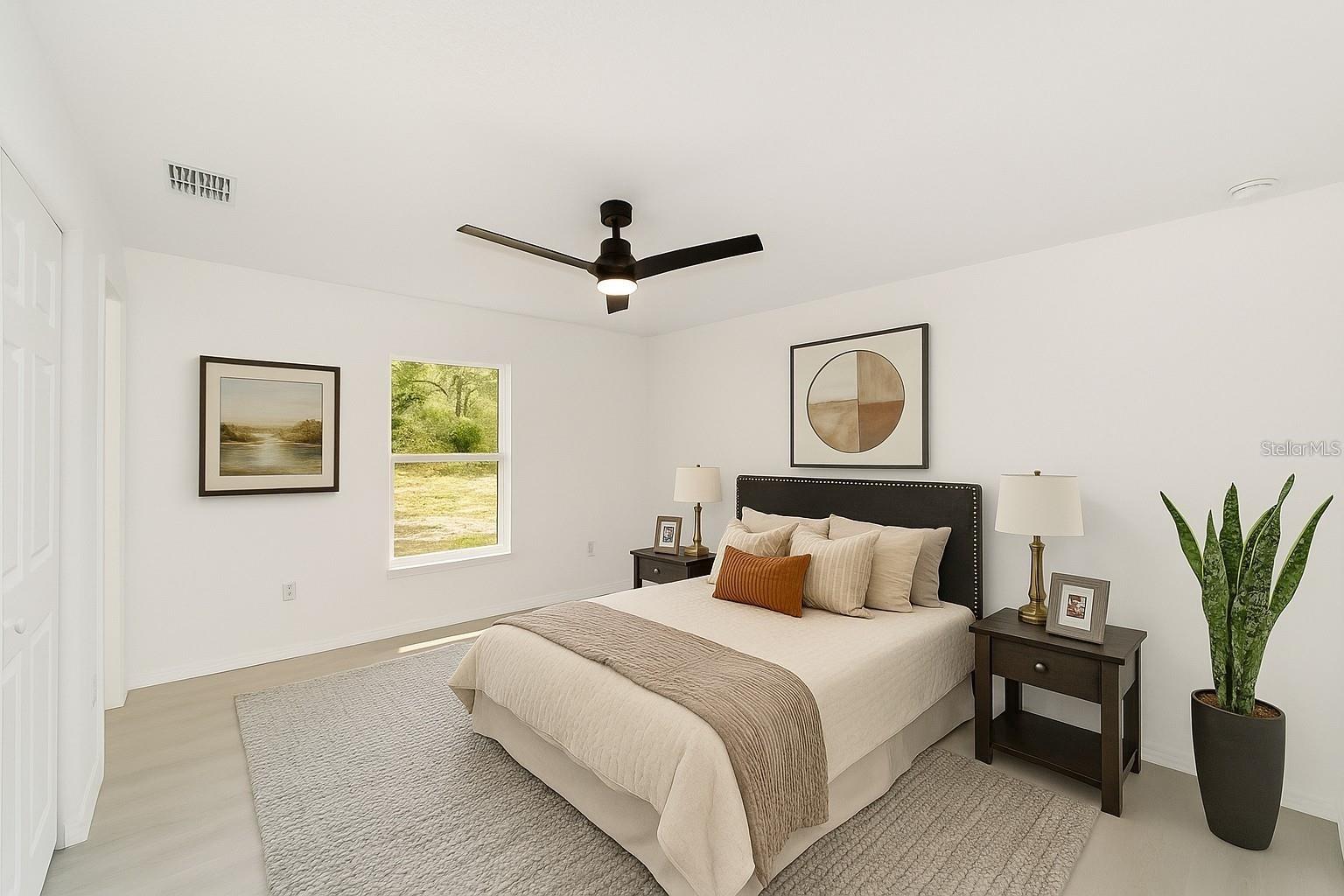 RAINBOW LAKES ESTATE - Residential
