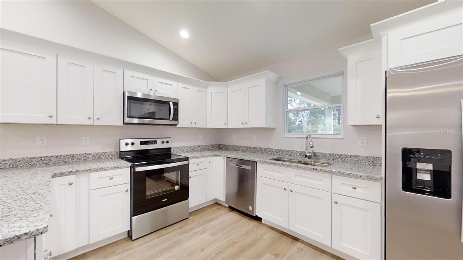RAINBOW LAKES ESTATES - Residential