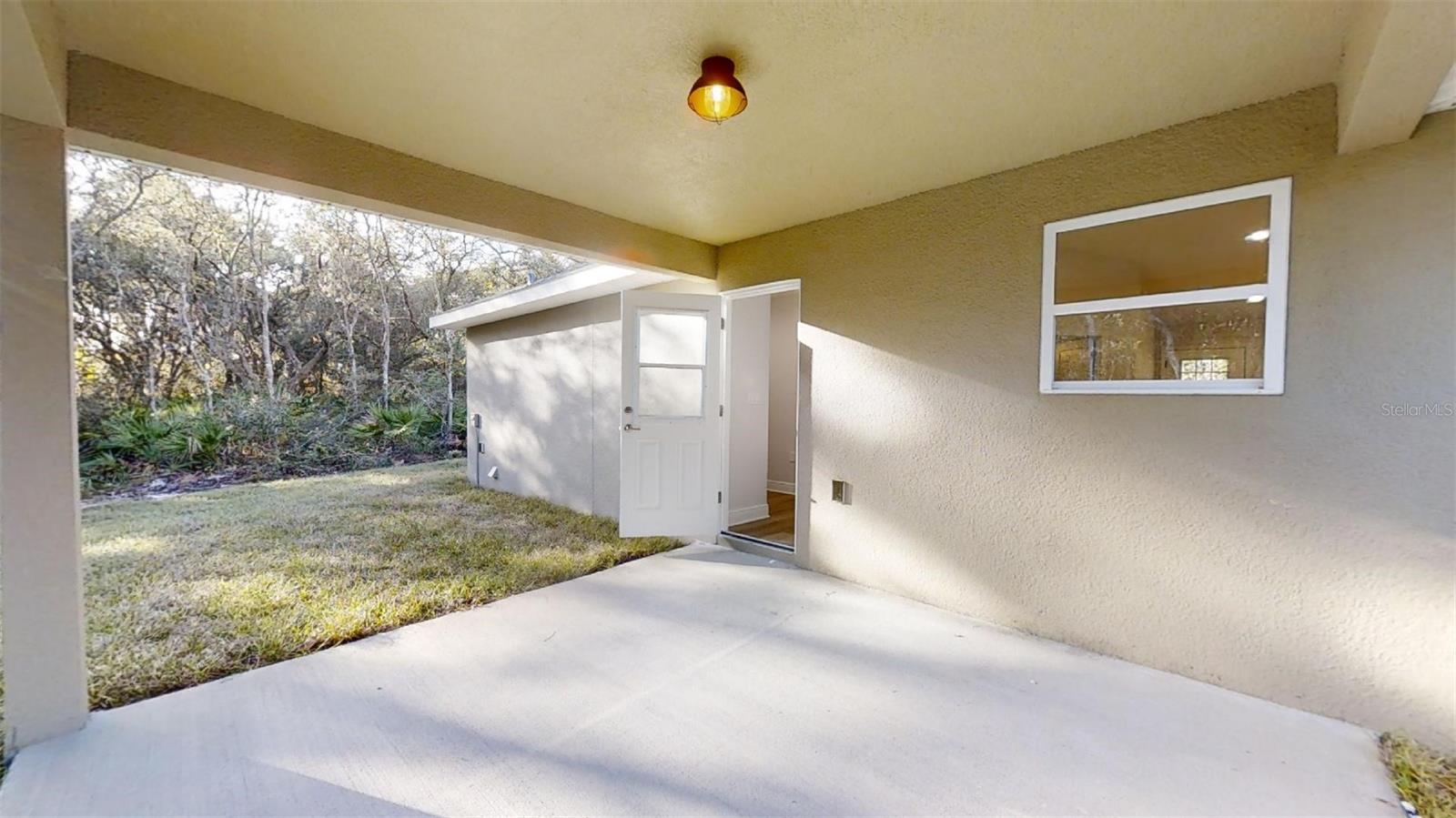 RAINBOW LAKES ESTATES - Residential