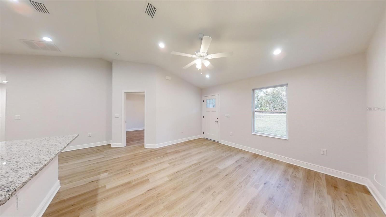 RAINBOW LAKES ESTATES - Residential