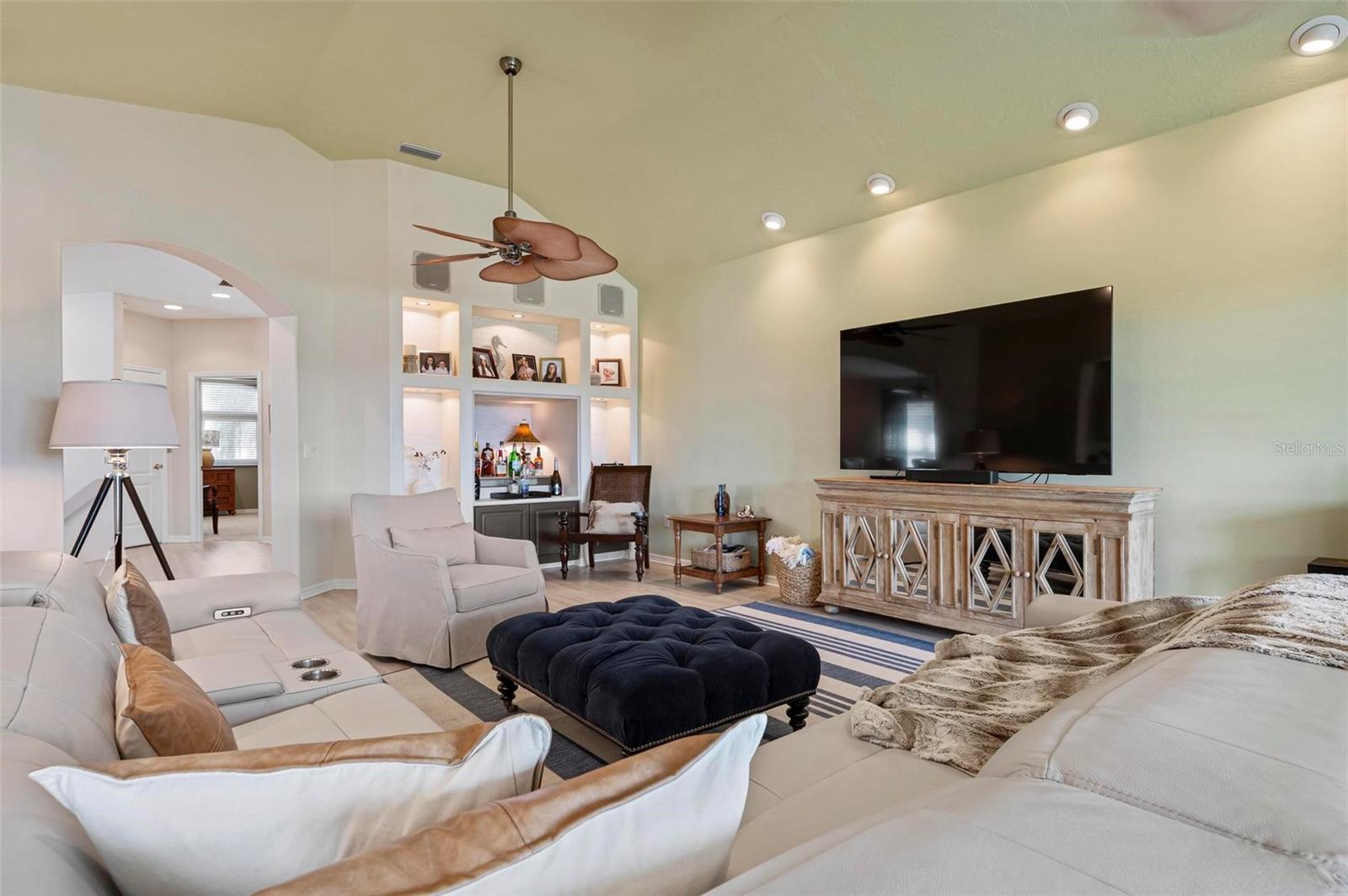 PRESTANCIA - Residential