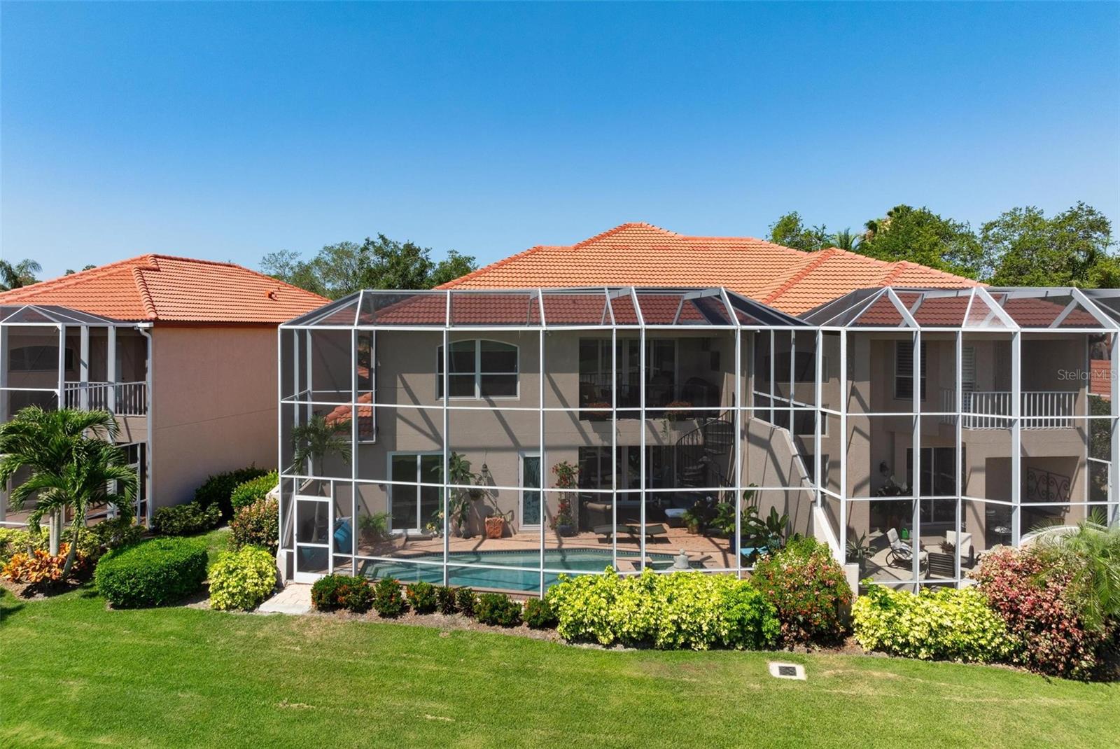 PRESTANCIA - Residential