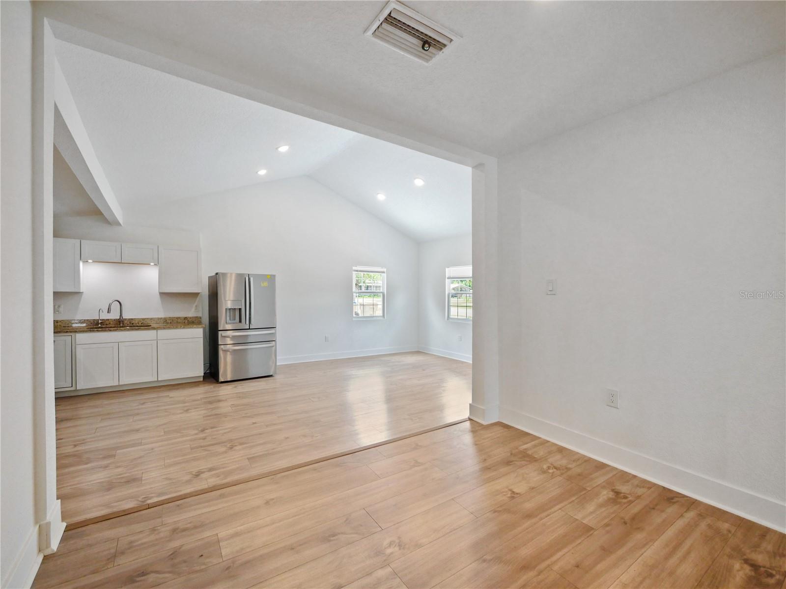 PINE GROVE PARK - Residential