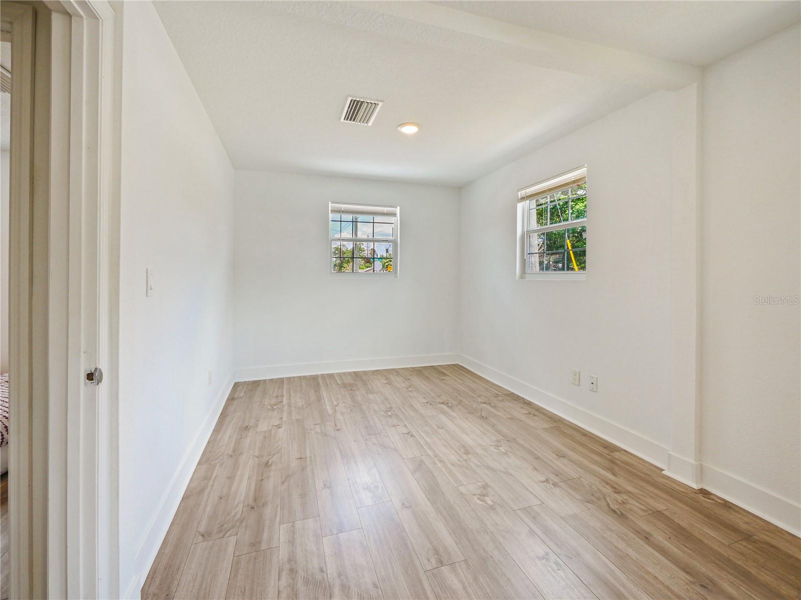 PINE GROVE PARK - Residential