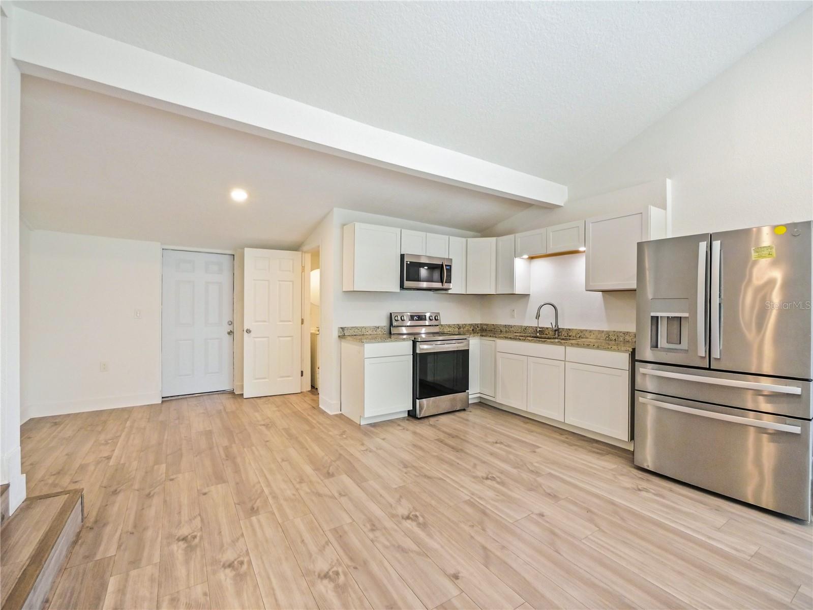 PINE GROVE PARK - Residential