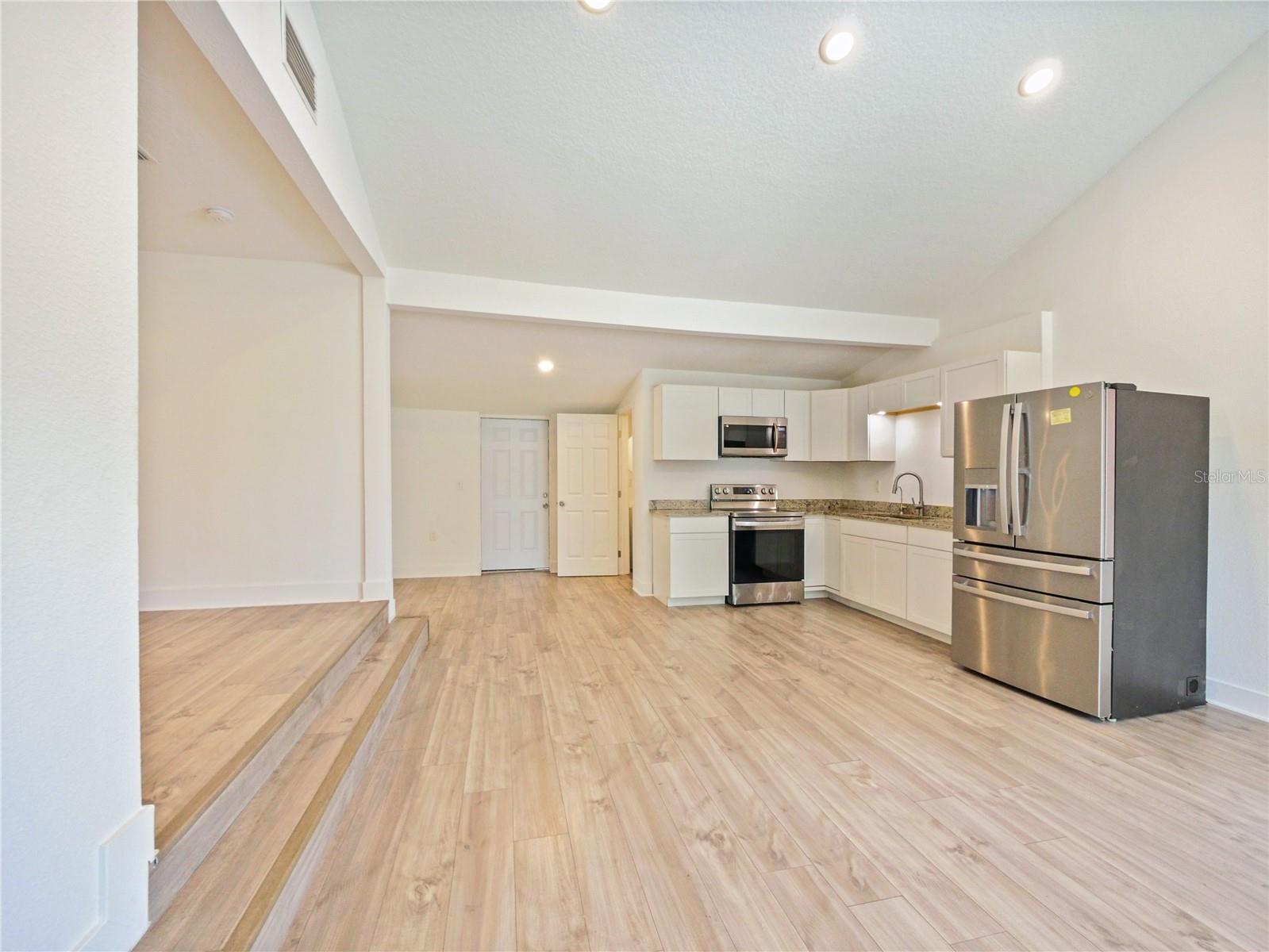 PINE GROVE PARK - Residential