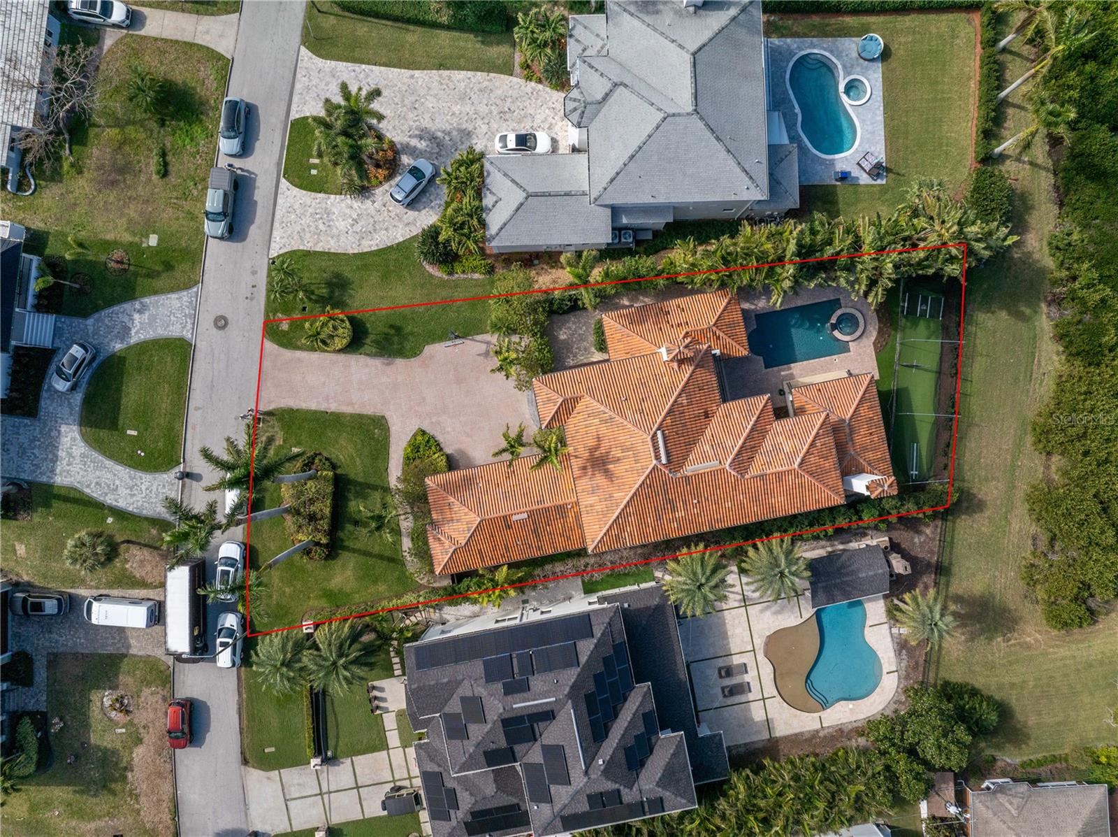 SUNSET SHORES - Residential