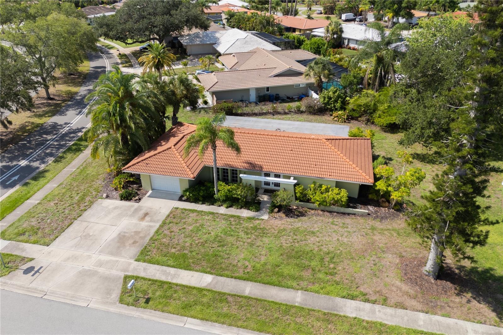 GULF GATE WOODS - Residential