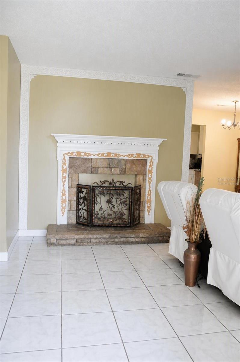WOODBRIDGE AT ROCKY CREEK - Residential