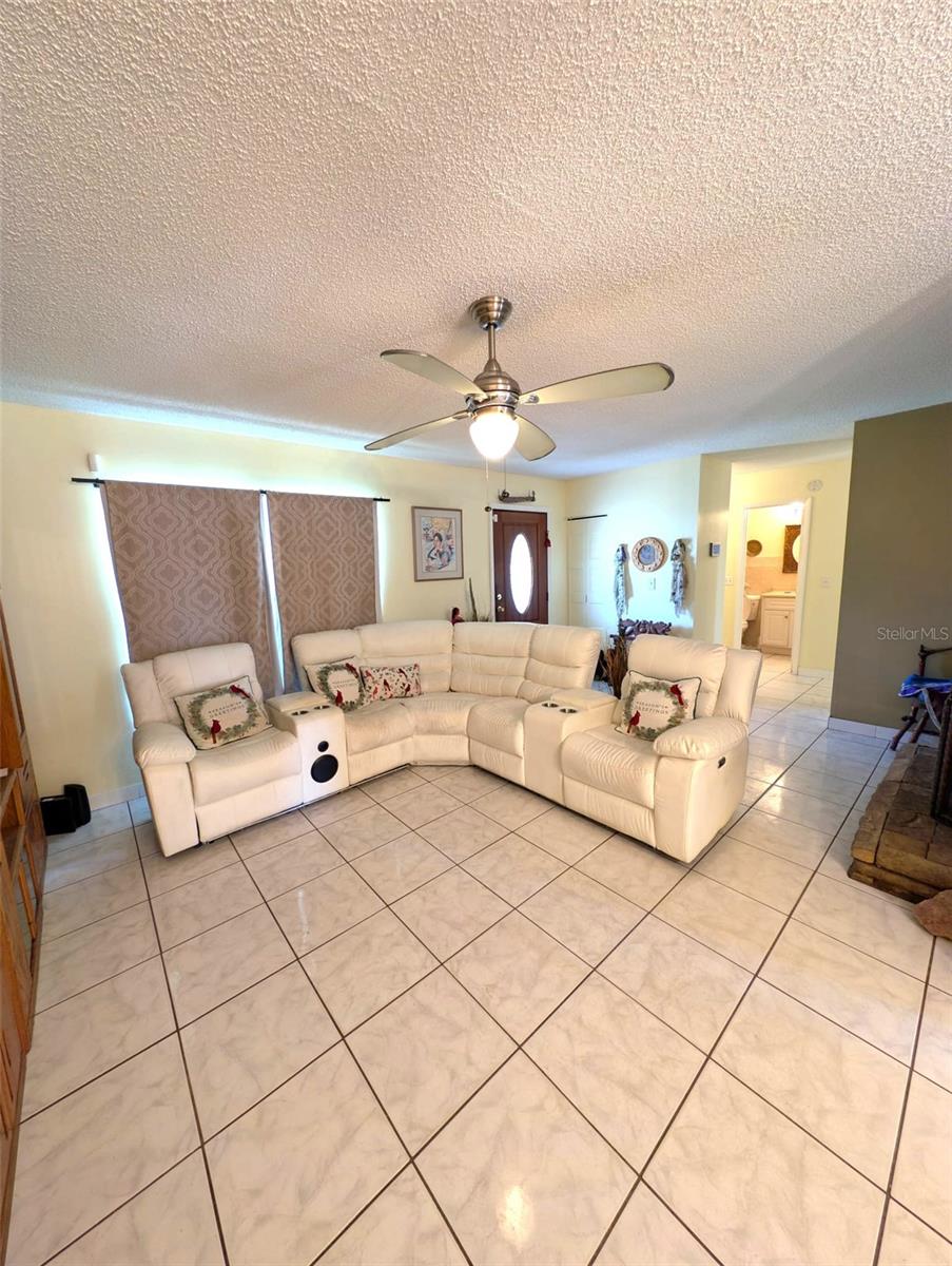 WOODBRIDGE AT ROCKY CREEK - Residential