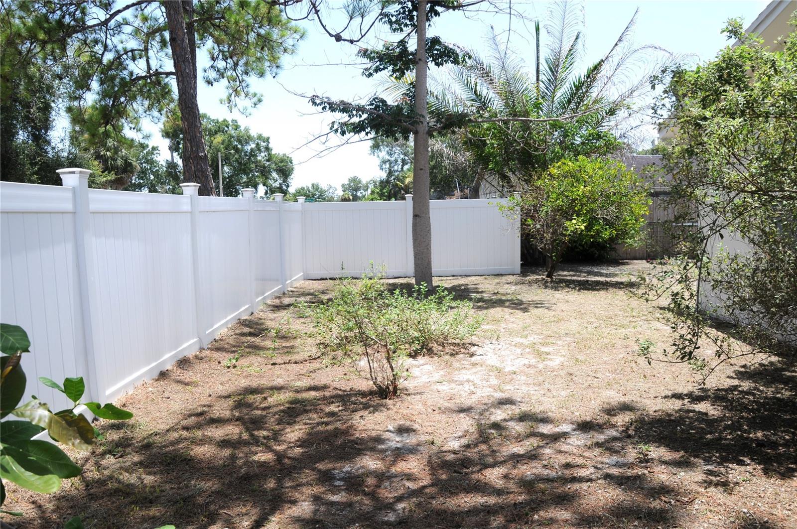 WOODBRIDGE AT ROCKY CREEK - Residential