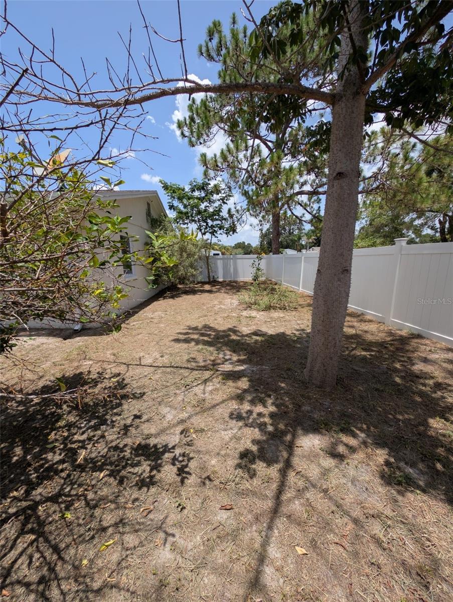WOODBRIDGE AT ROCKY CREEK - Residential