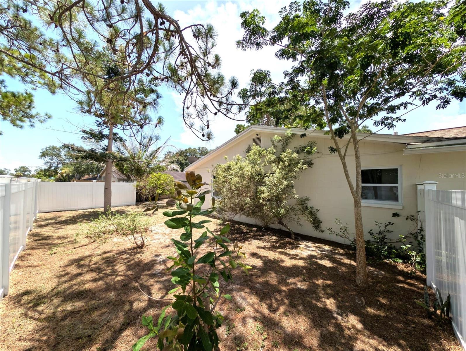 WOODBRIDGE AT ROCKY CREEK - Residential