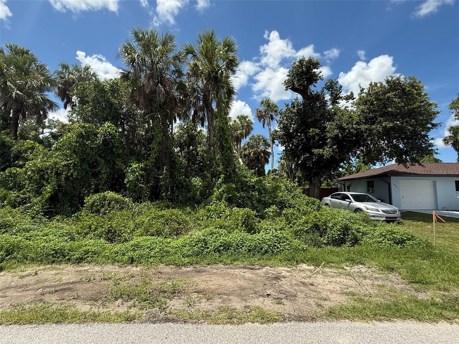 PORT CHARLOTTE SEC 030 - Land