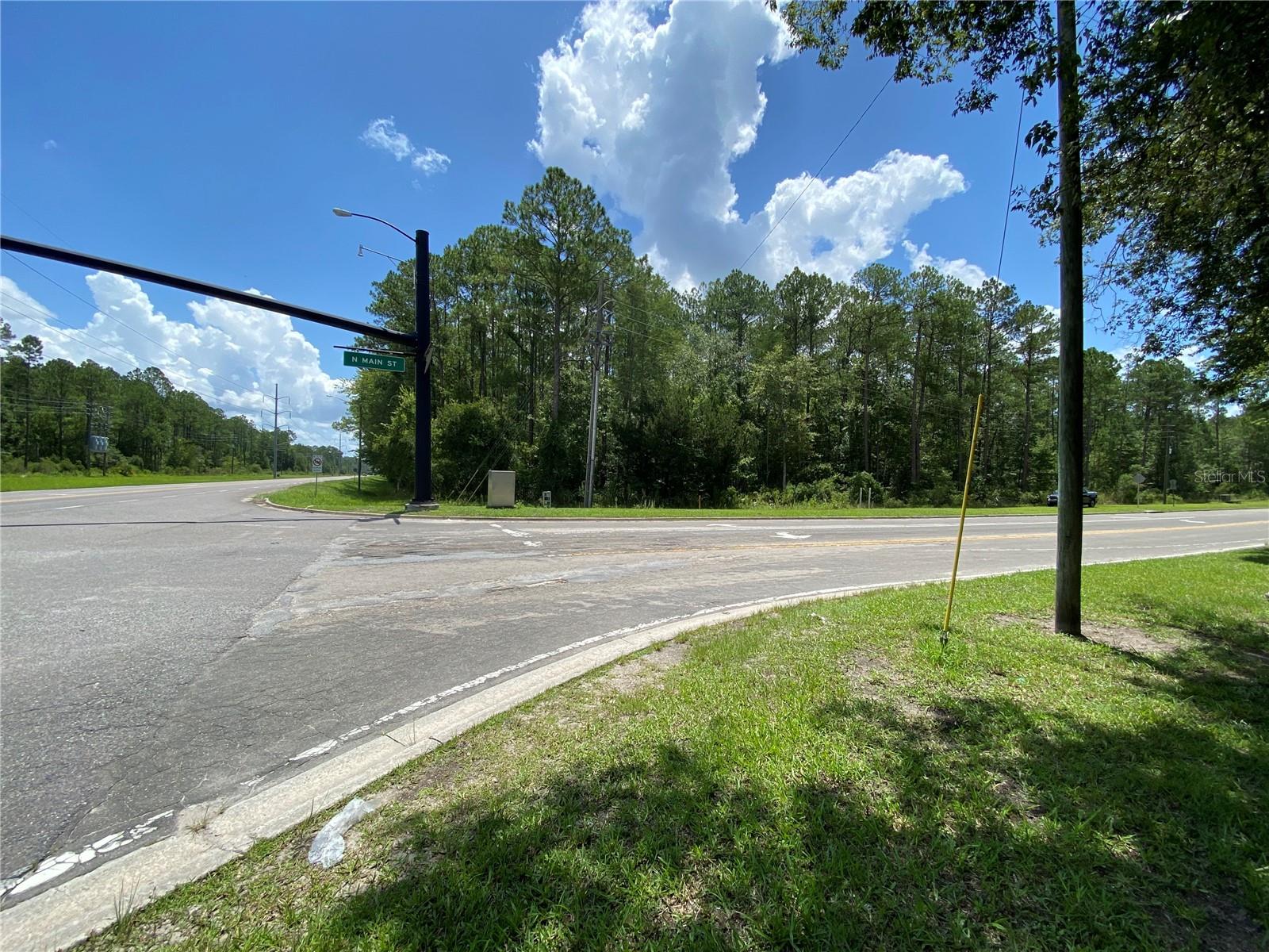 27-W COMMERCIAL - Land