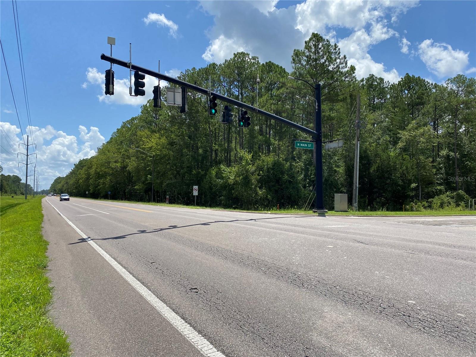 27-W COMMERCIAL - Land