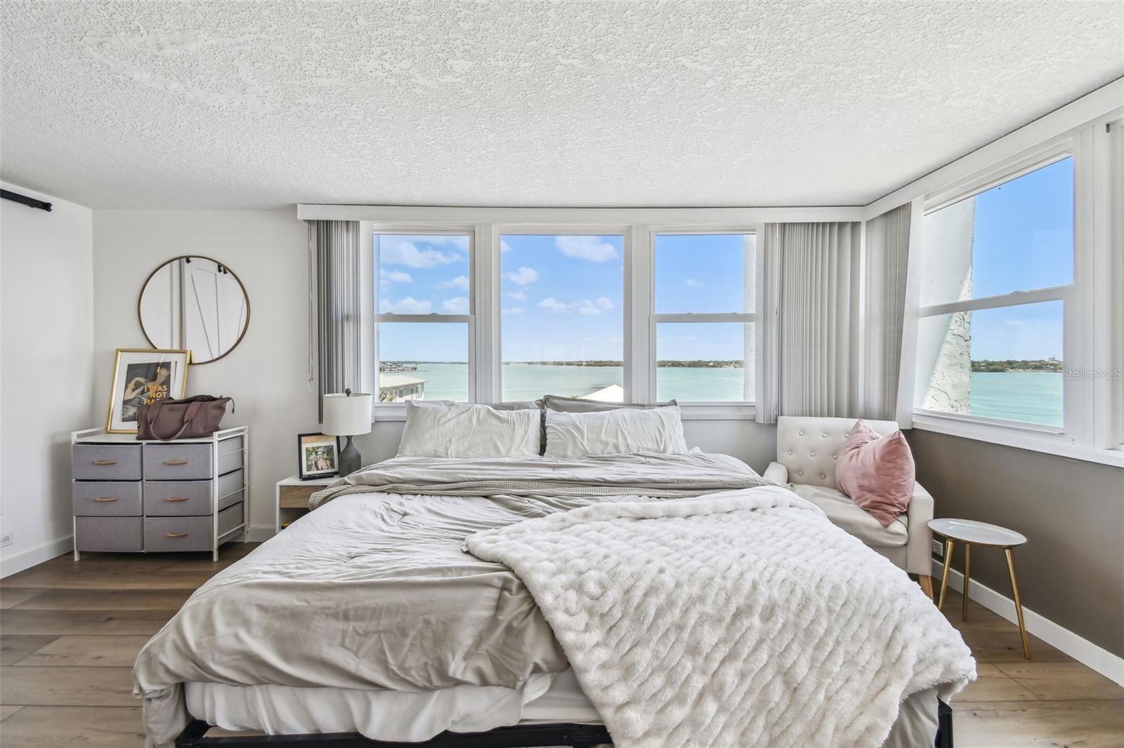 TREASURE ISLAND TENNIS & YACHT CLUB - Residential Lease