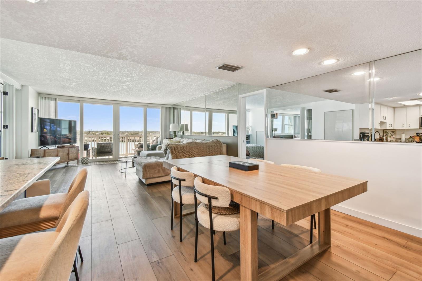 TREASURE ISLAND TENNIS & YACHT CLUB - Residential Lease