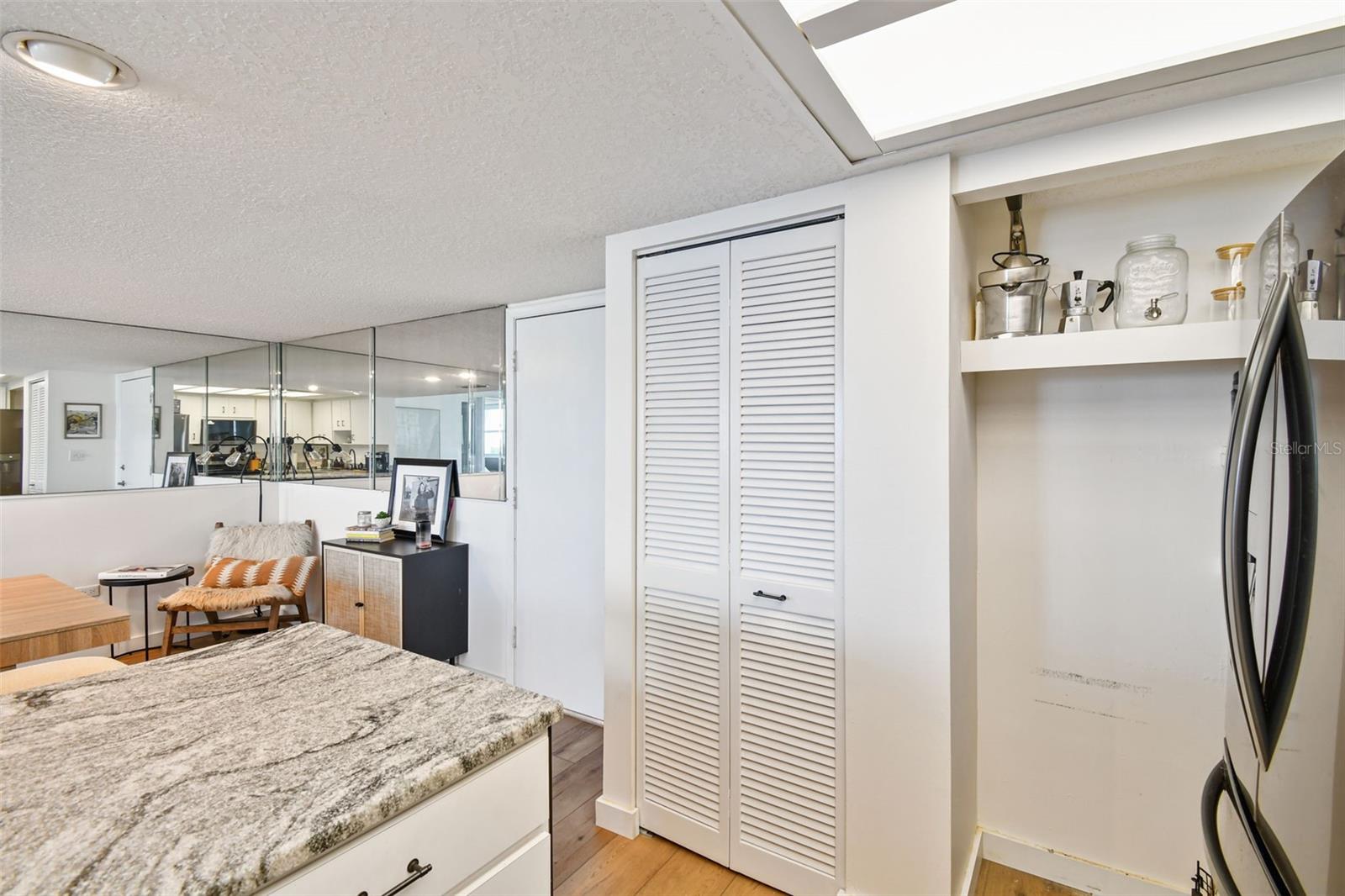 TREASURE ISLAND TENNIS & YACHT CLUB - Residential Lease