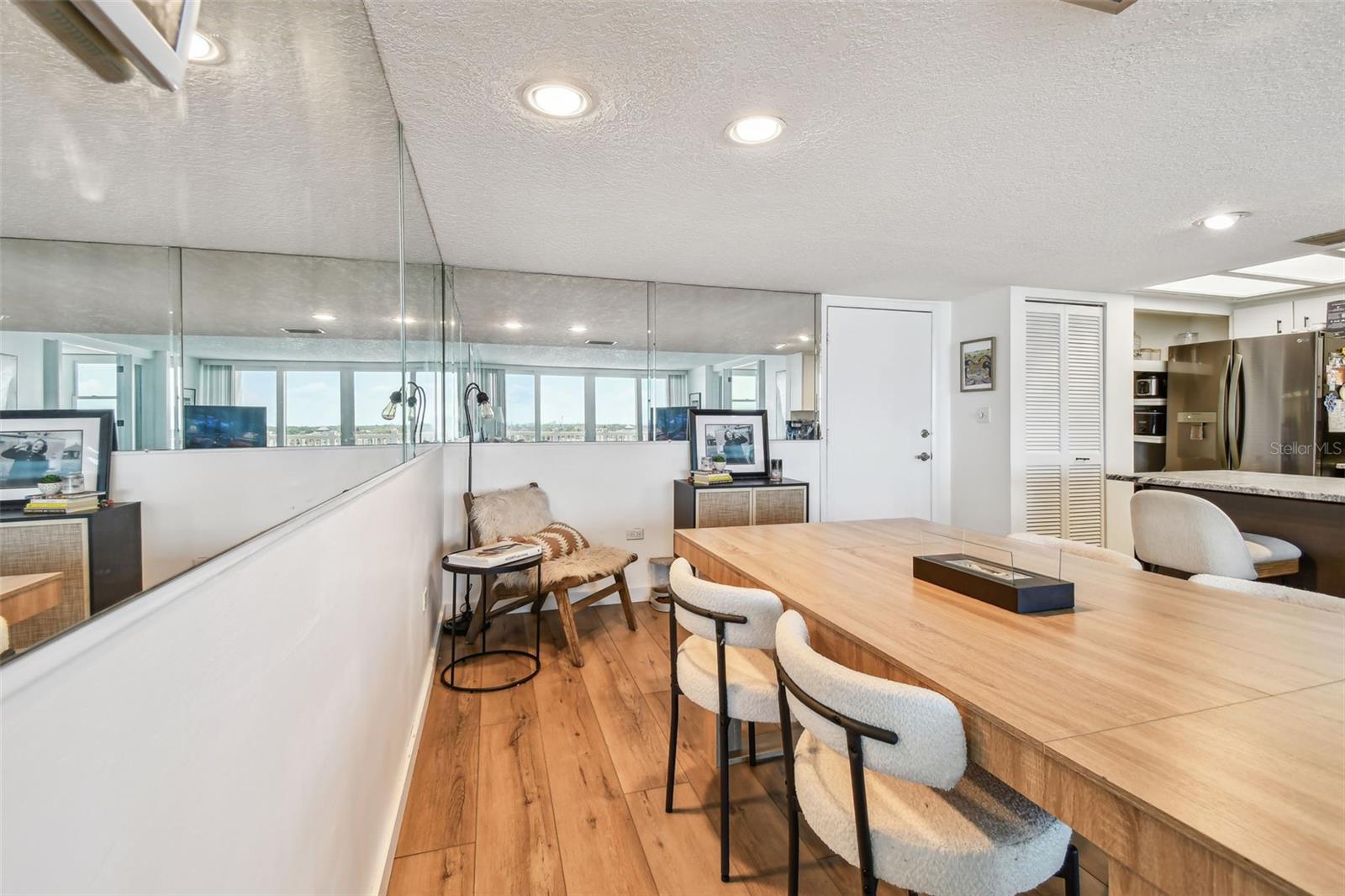 TREASURE ISLAND TENNIS & YACHT CLUB - Residential Lease