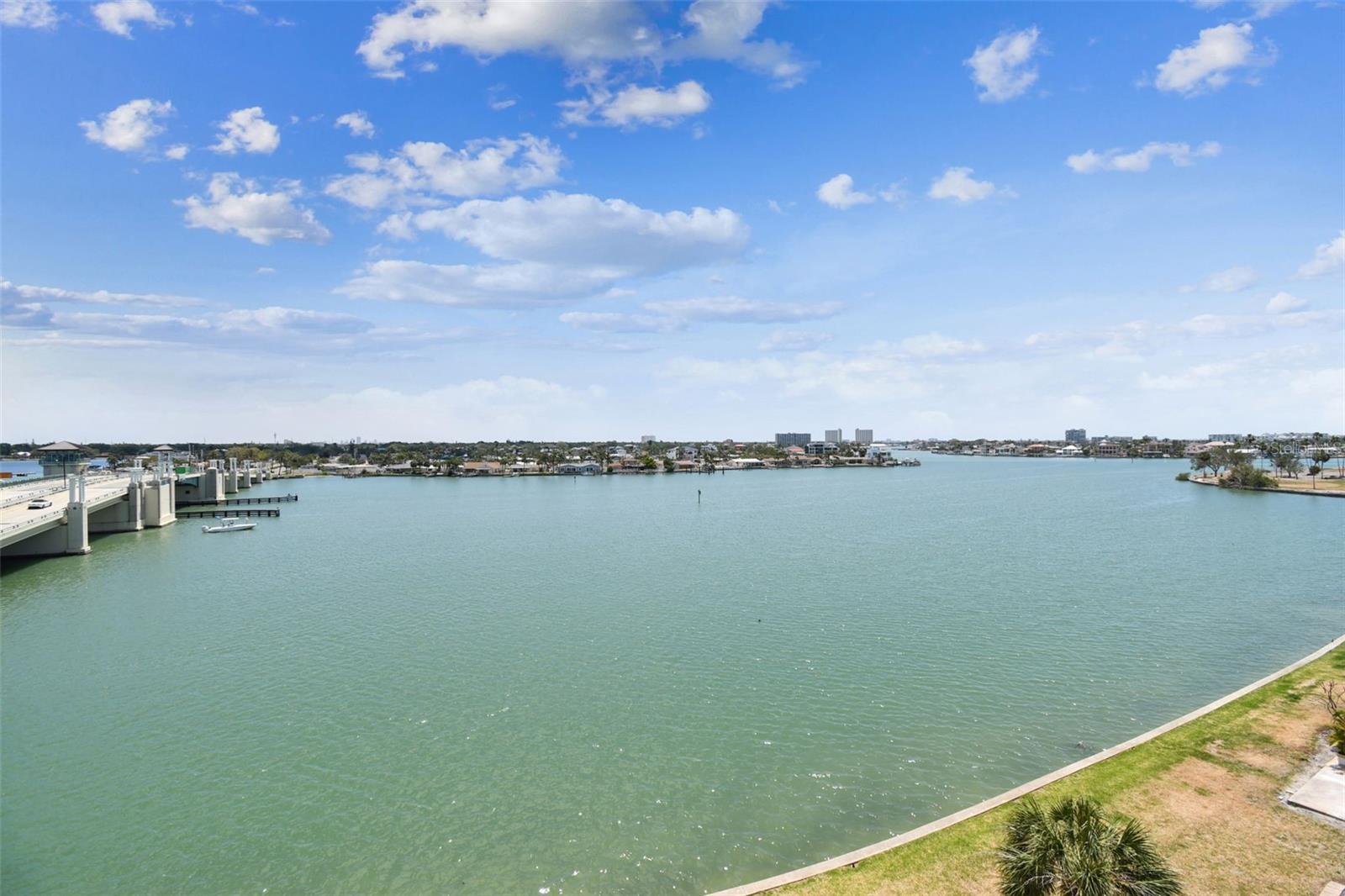 TREASURE ISLAND TENNIS & YACHT CLUB - Residential Lease