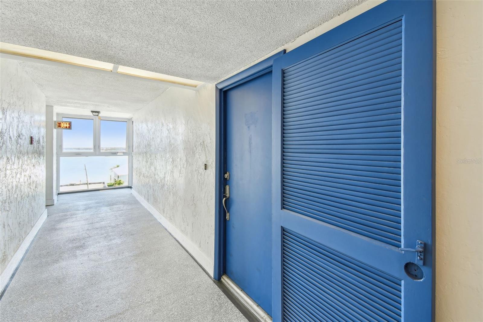 TREASURE ISLAND TENNIS & YACHT CLUB - Residential Lease