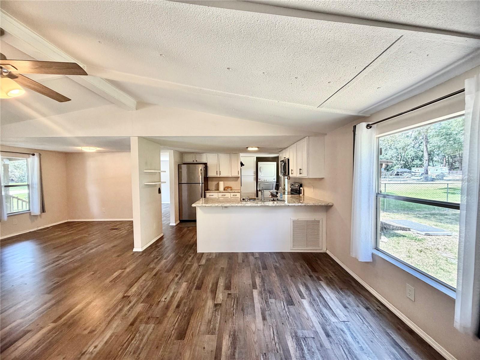 GOLDEN MEADOW FARMS - Residential