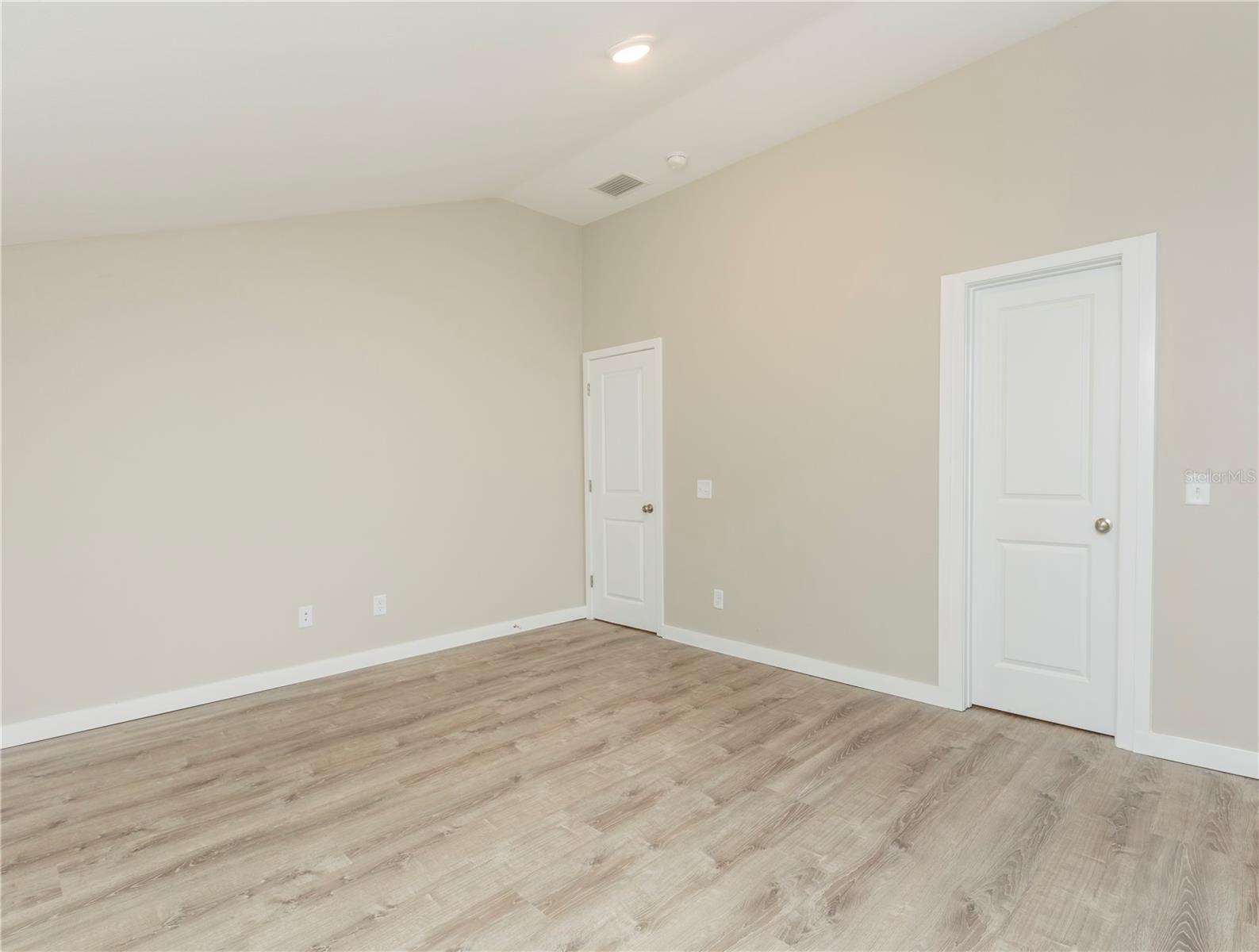 GAINESVILLE MCDOWALLS ADD - Residential Income