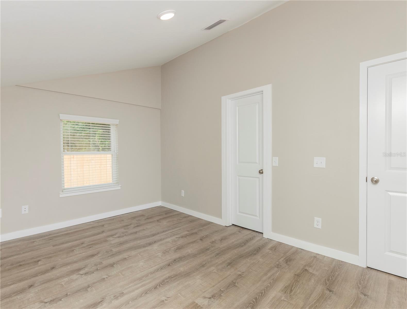 GAINESVILLE MCDOWALLS ADD - Residential Income