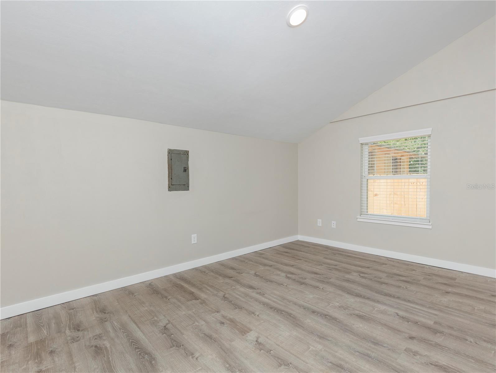 GAINESVILLE MCDOWALLS ADD - Residential Income