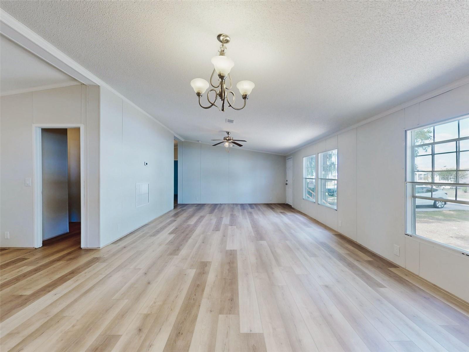 SUN COUNTRY ESTATE - Residential