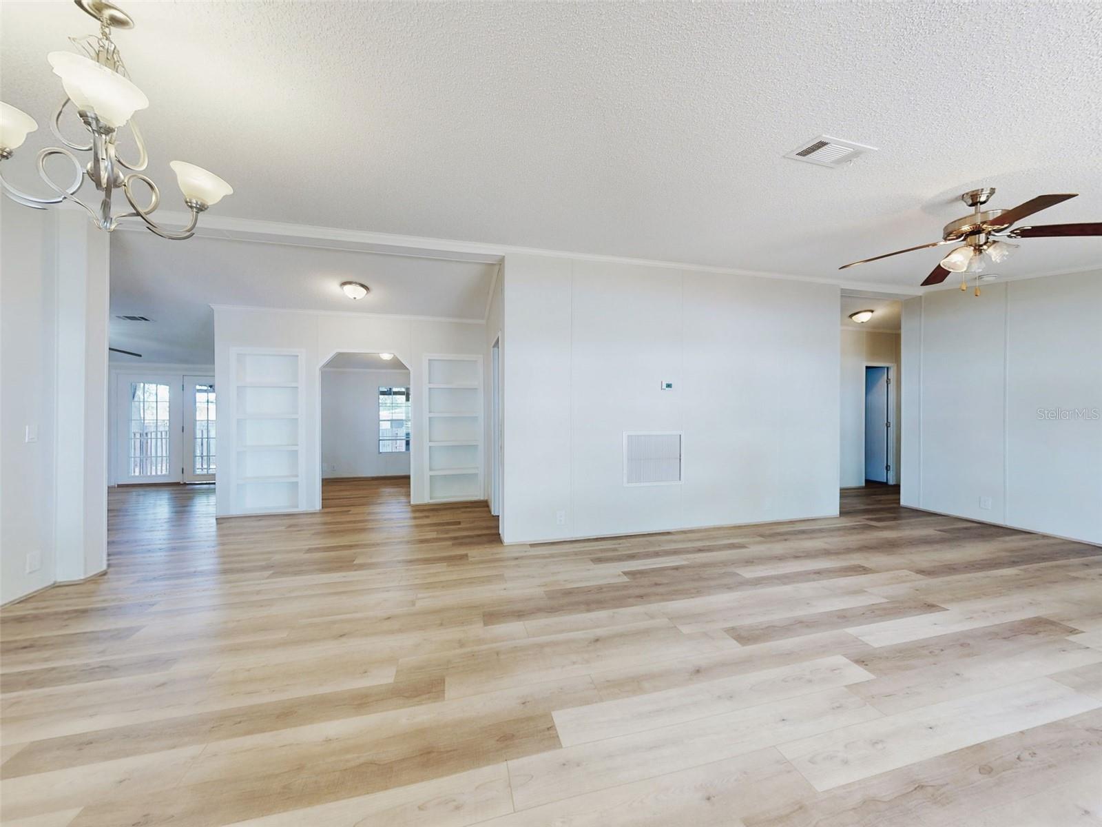 SUN COUNTRY ESTATE - Residential