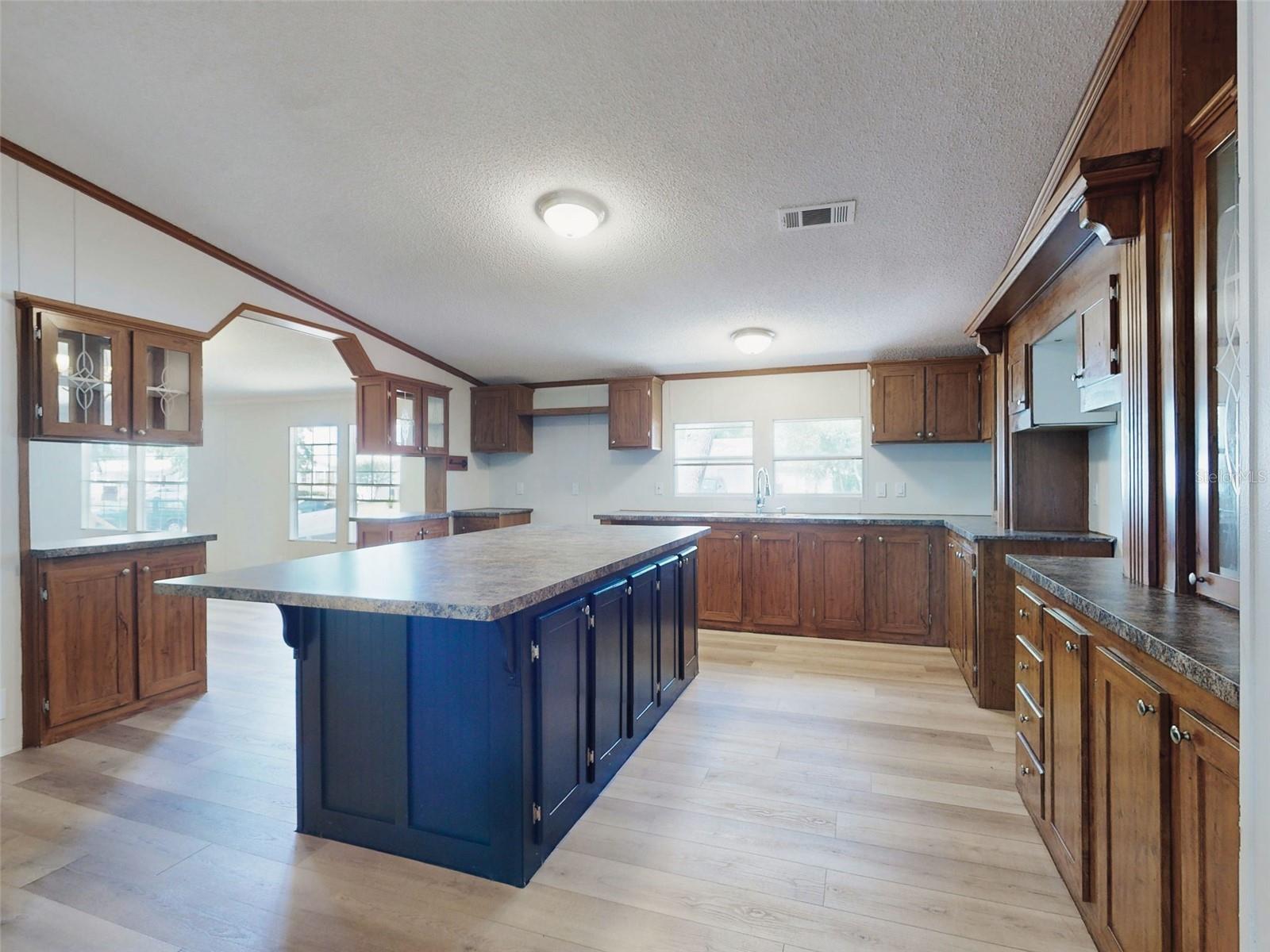 SUN COUNTRY ESTATE - Residential
