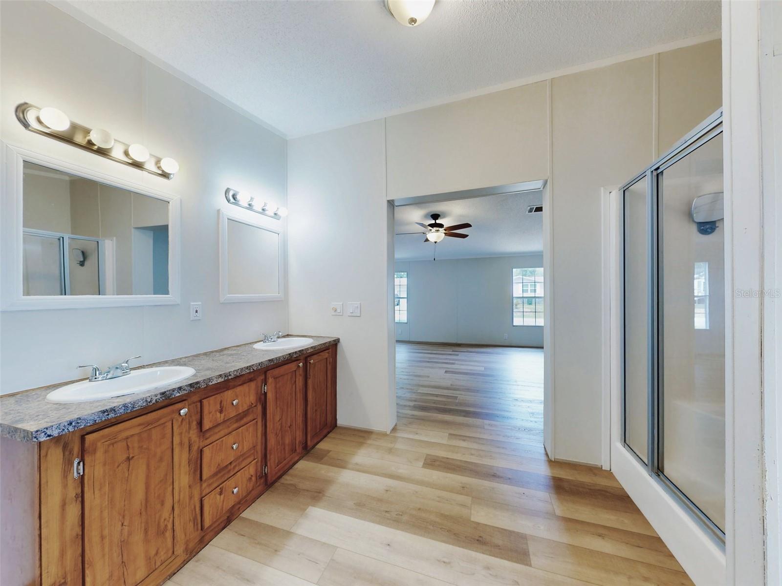 SUN COUNTRY ESTATE - Residential