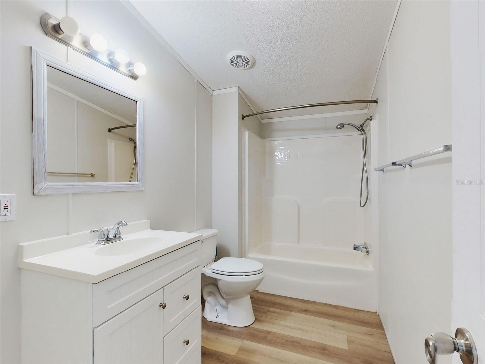 SUN COUNTRY ESTATE - Residential