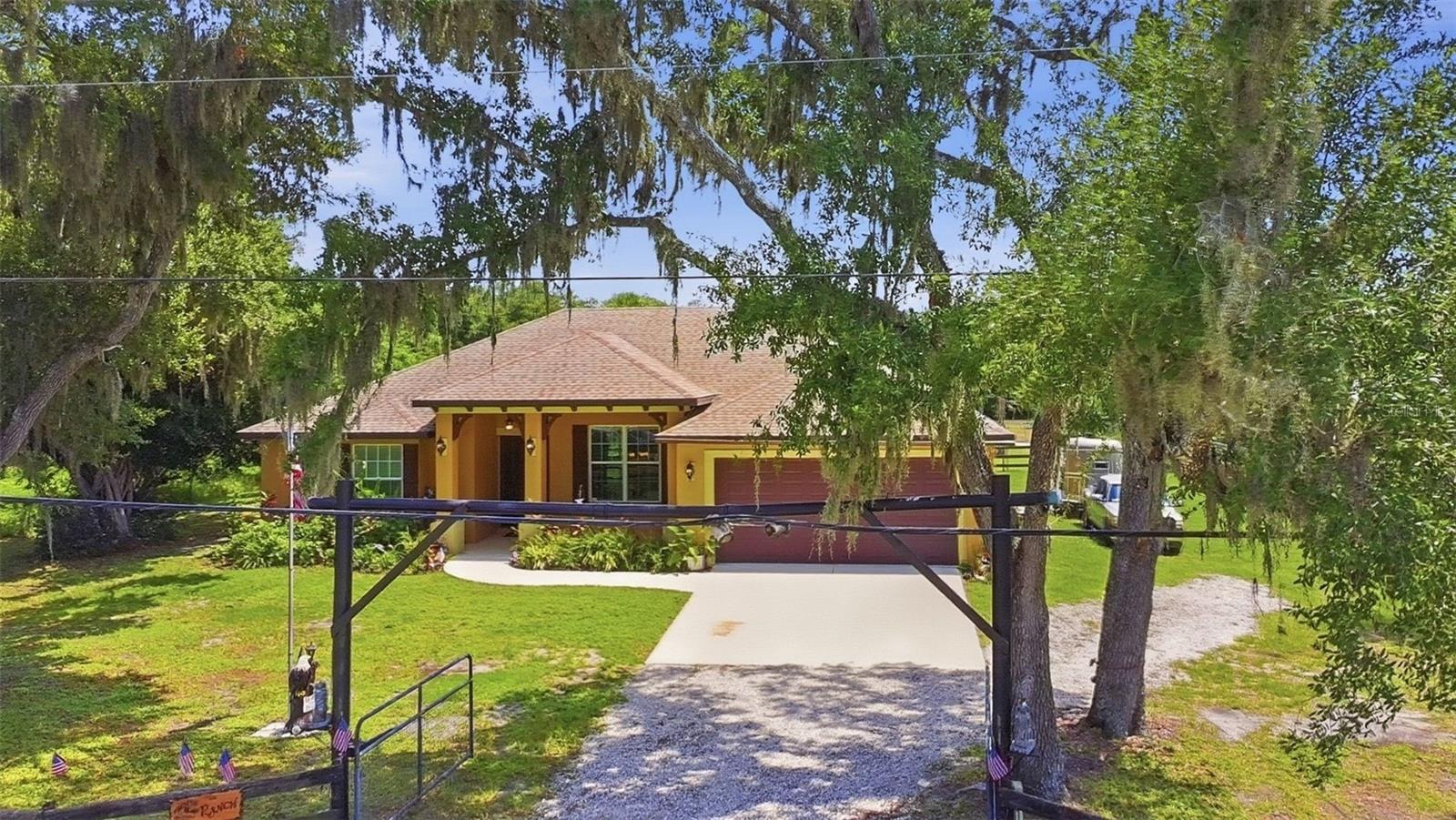 PONY TRAILS - Residential