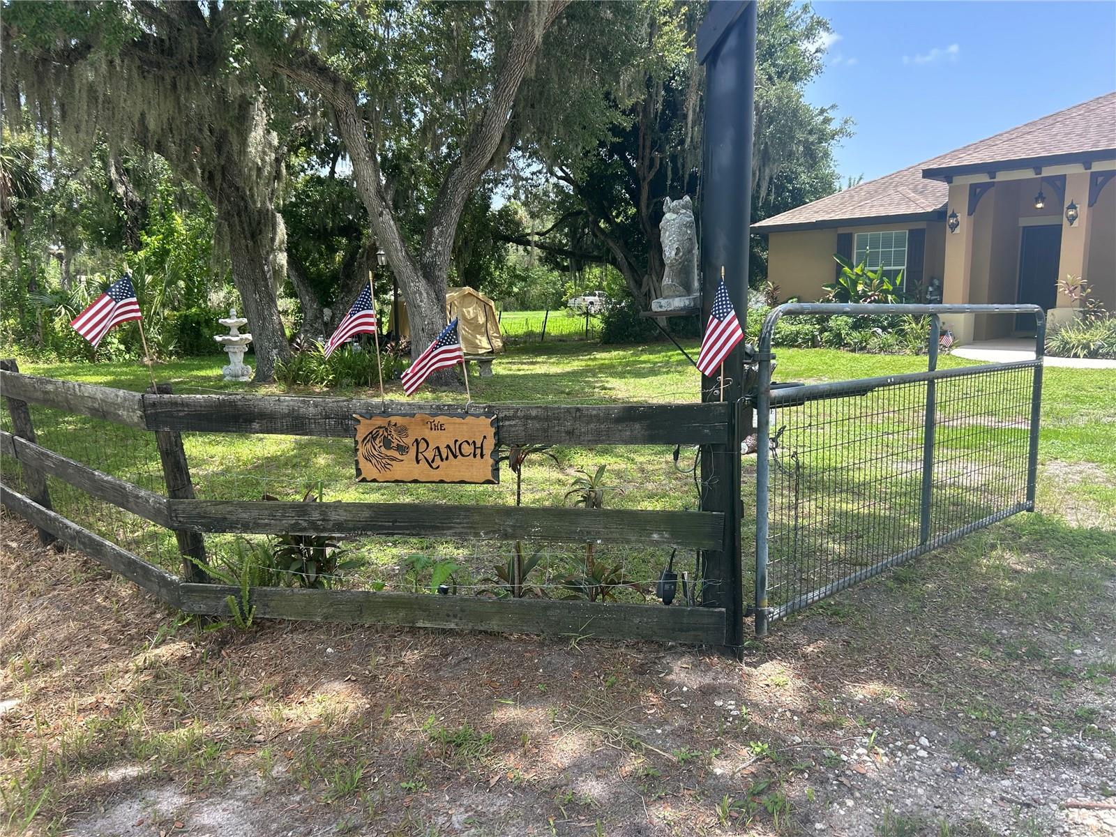 PONY TRAILS - Residential