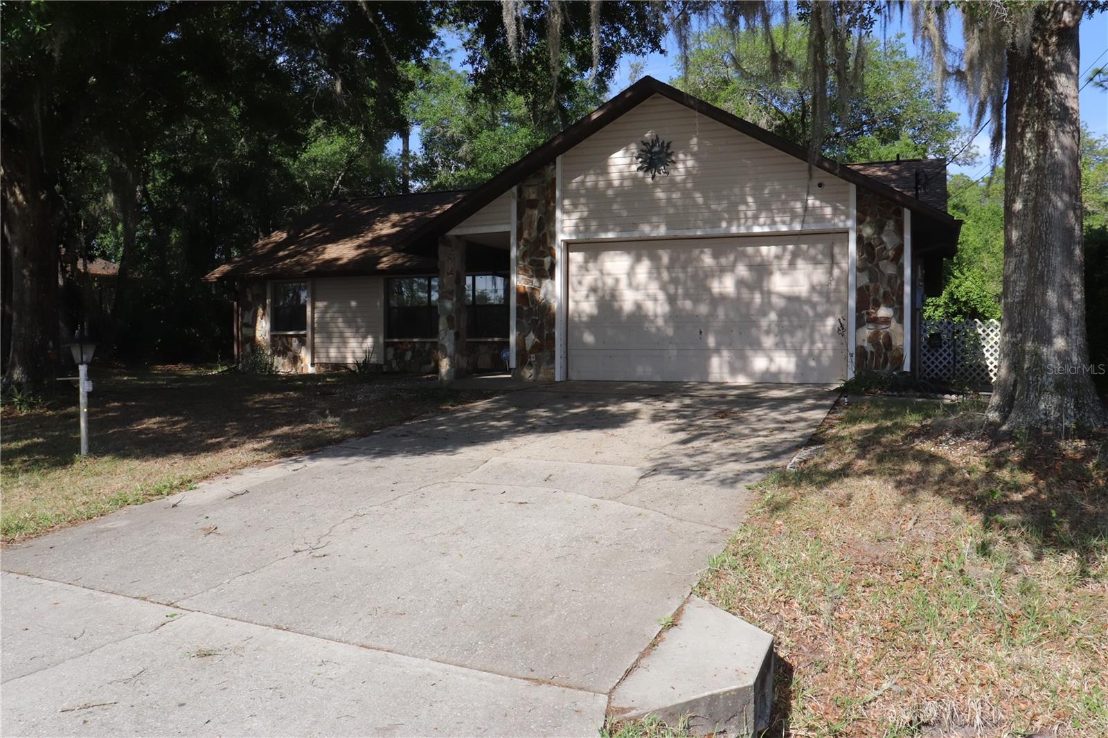 TRAILS EAST - Residential