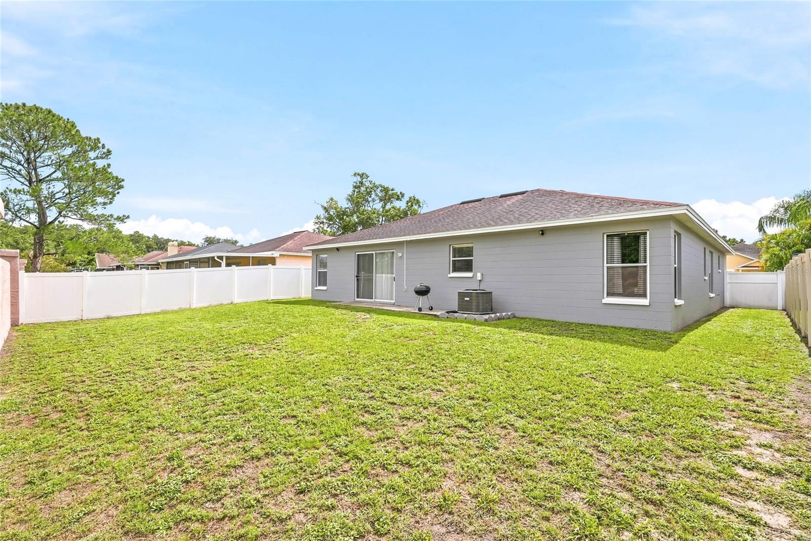 MEADOWGLEN - Residential