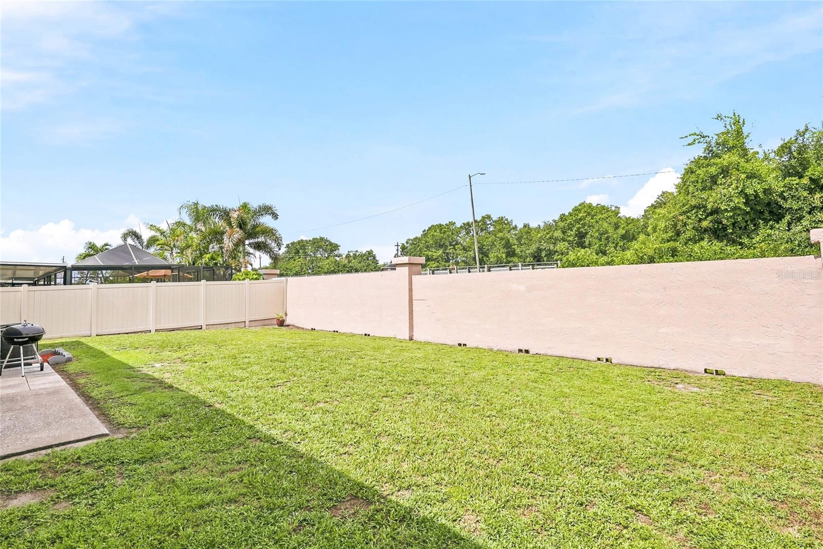 MEADOWGLEN - Residential