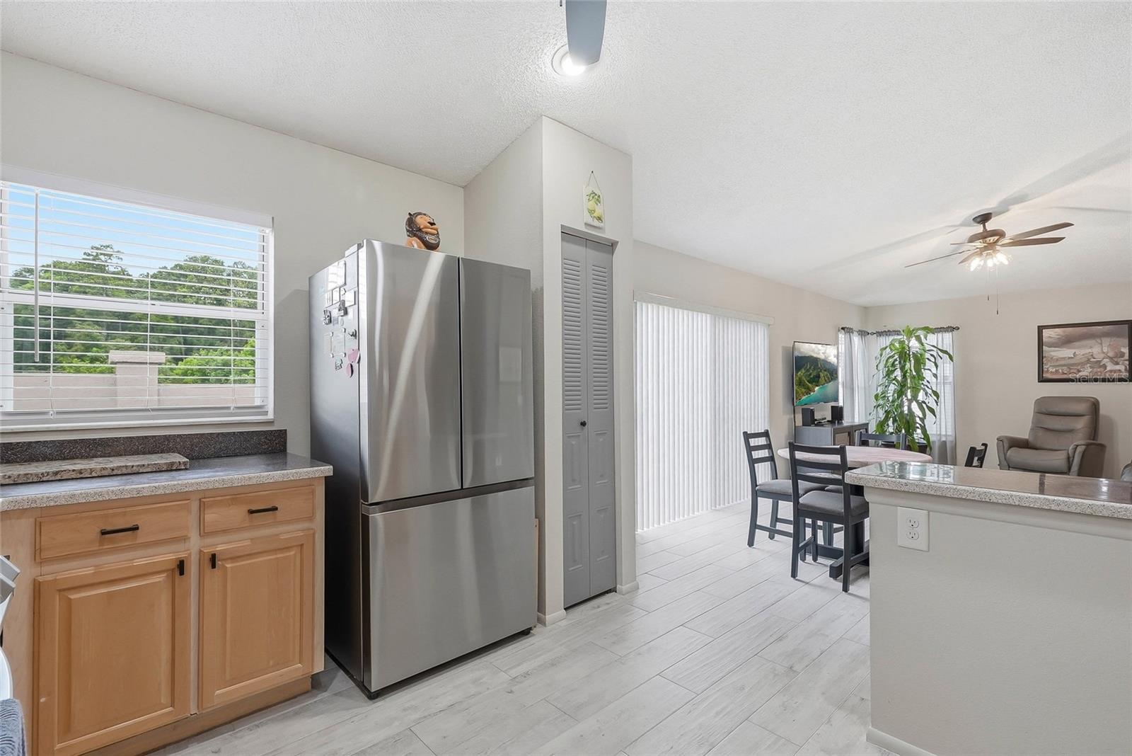 MEADOWGLEN - Residential