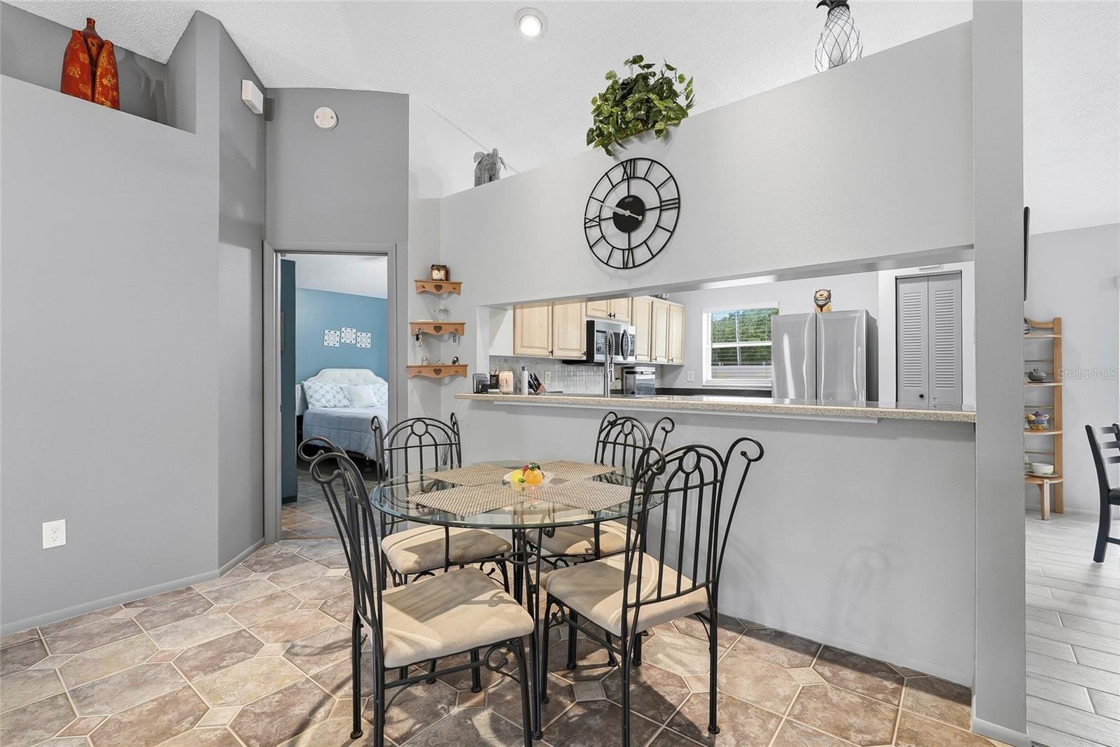 MEADOWGLEN - Residential
