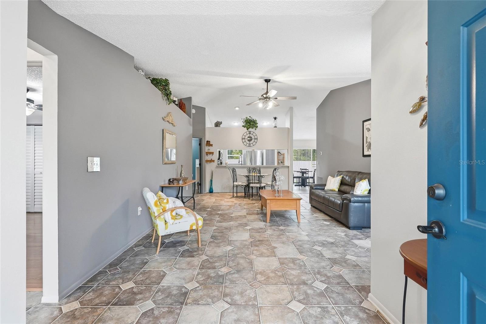 MEADOWGLEN - Residential