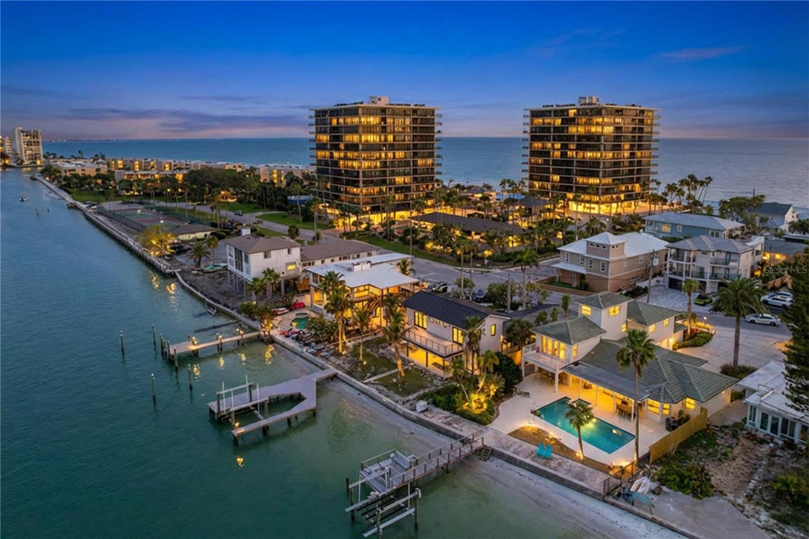 SUNSET BEACH UNIT 5 - Residential