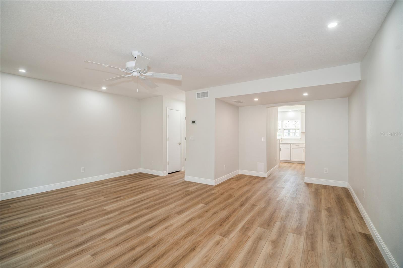 WINDSOR PARK TOWNHOMES - Residential