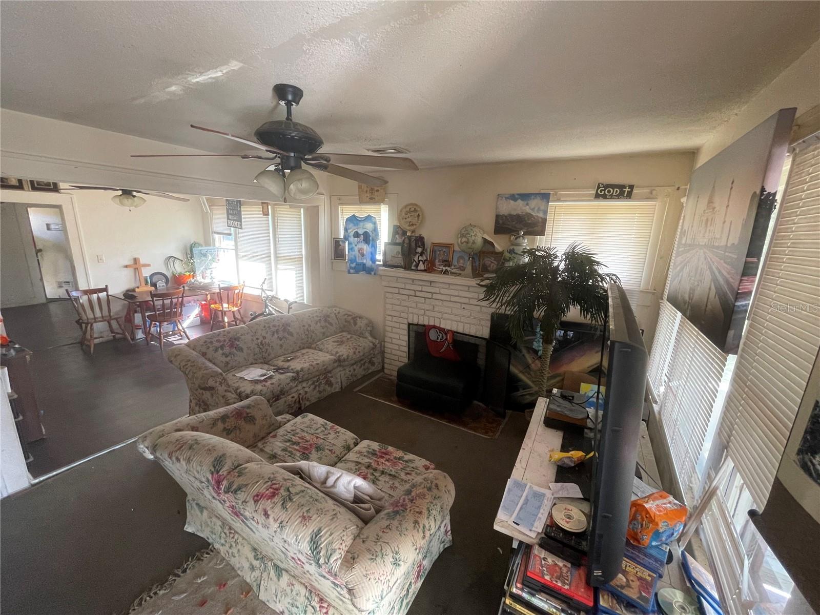 FRUITLAND HEIGHTS - Residential